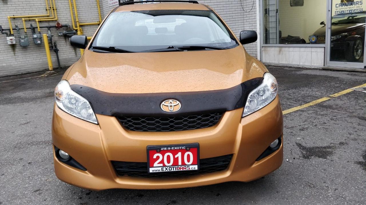 2010 Toyota Matrix Automatic! No Accidents! Photo