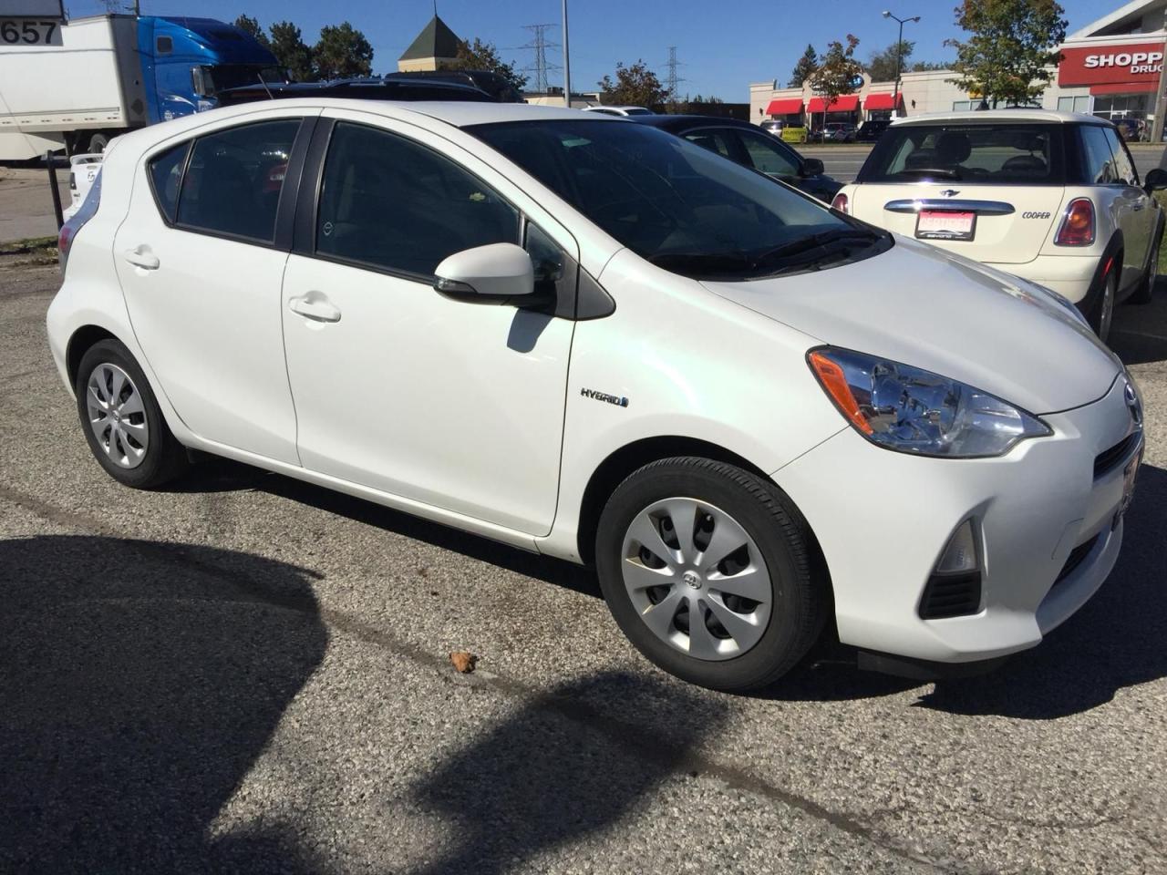 2014 Toyota Prius c HB Tech, CamRecord,No Accident, Certified,Warranty - Photo #1