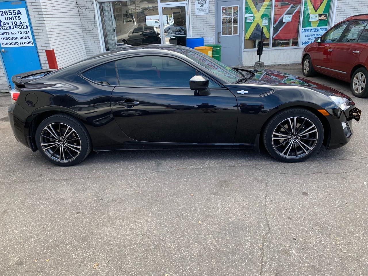 2013 Scion FR-S Low Mileage, Automatic! - Photo #3