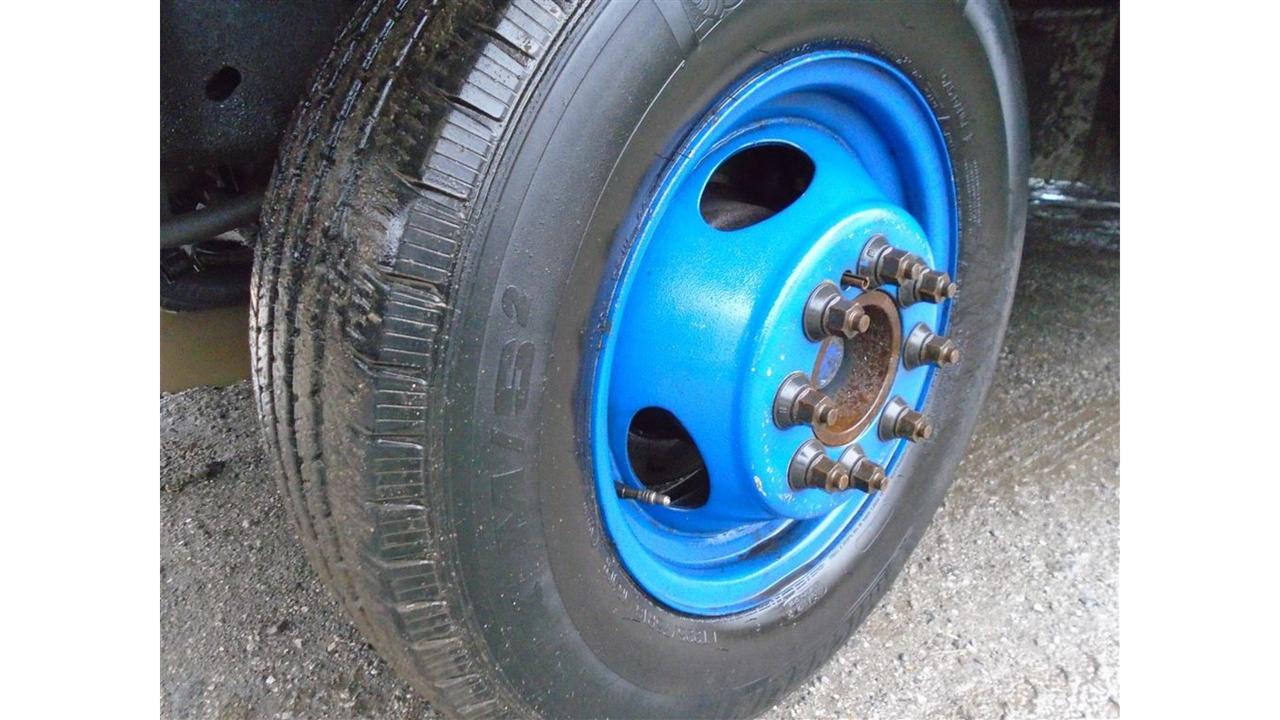 2006 Ford E450 18 foot step van Photo