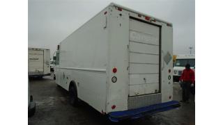 2006 Ford E450 18 foot step van - Photo #5