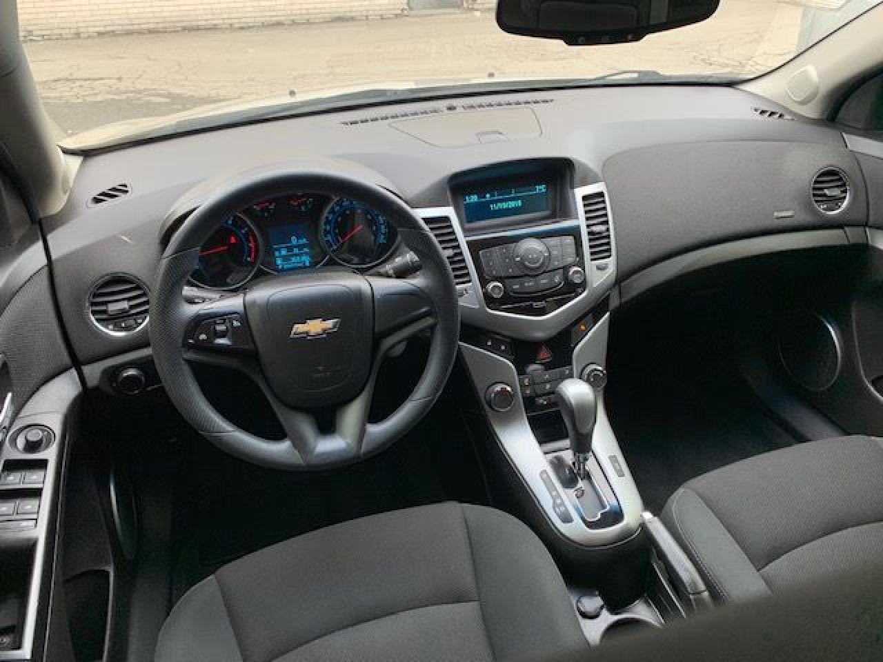 2012 Chevrolet Cruze LT Turbo • Low KM • Economical - Photo #11