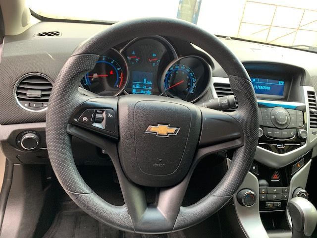 2012 Chevrolet Cruze LT Turbo • Low KM • Economical - Photo #15