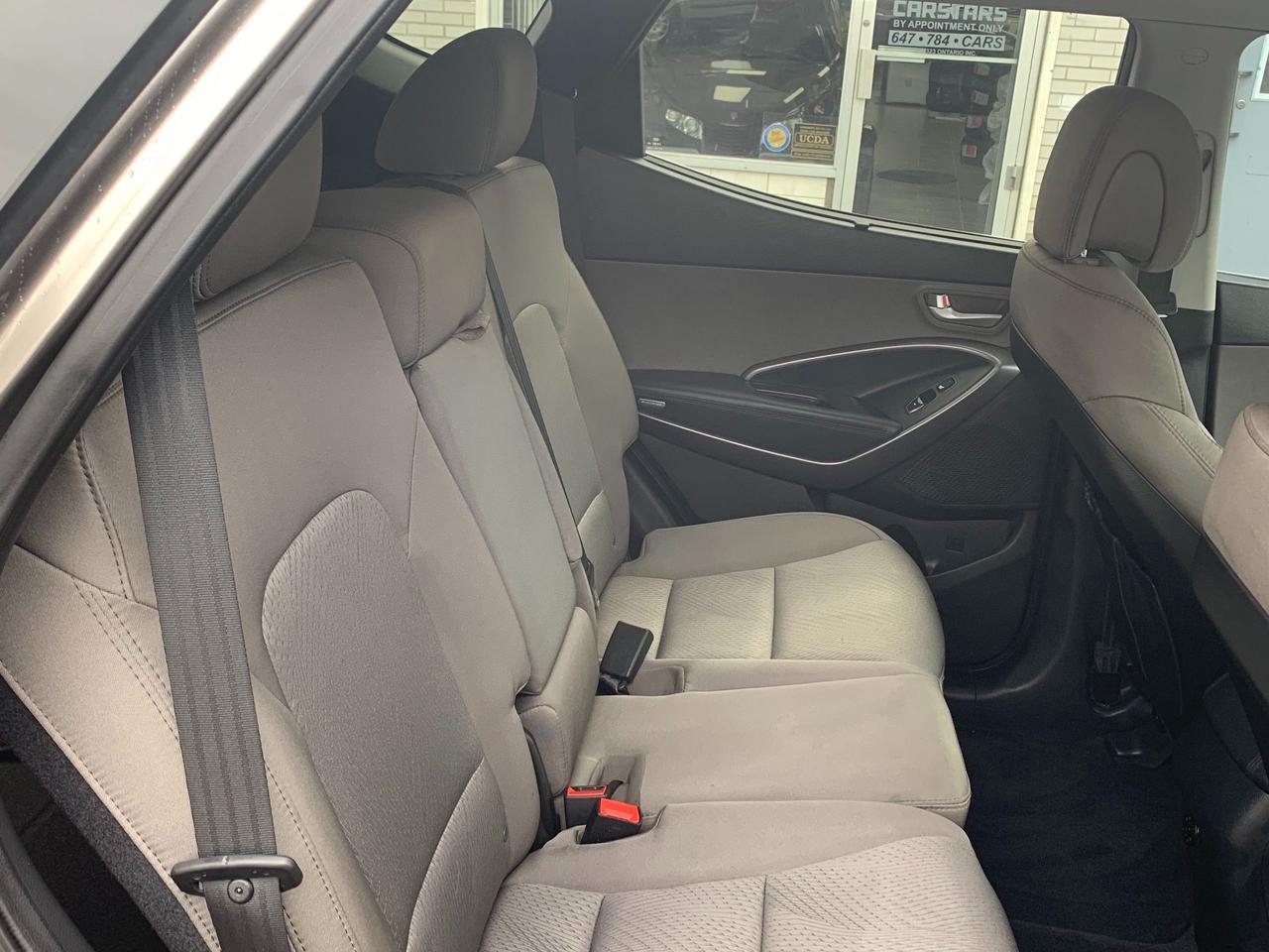 2013 Hyundai Santa Fe Premium Package • No Accidents! Photo