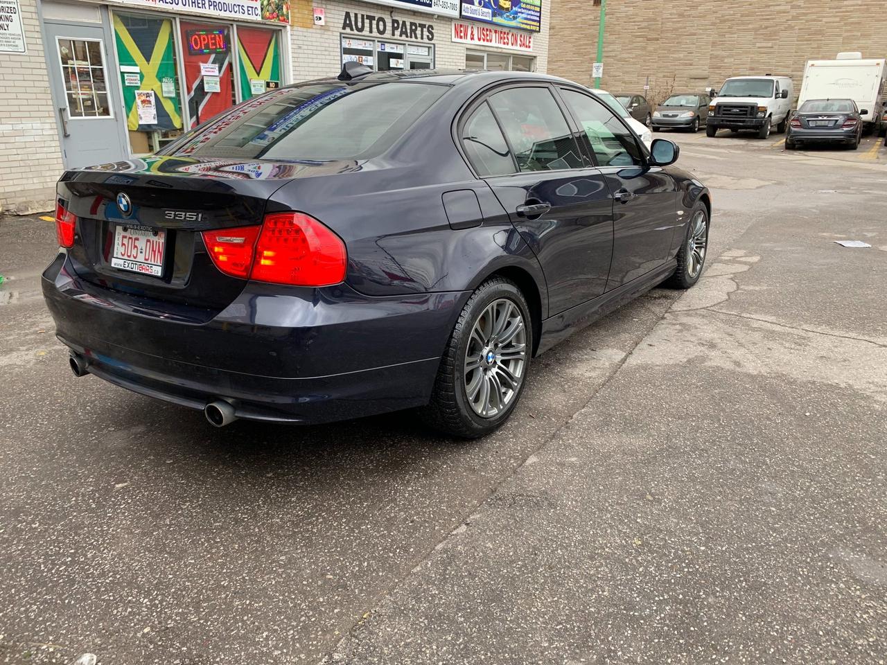 2009 BMW 3 Series 335i xDrive, 6-Speed, No Accidents! Photo