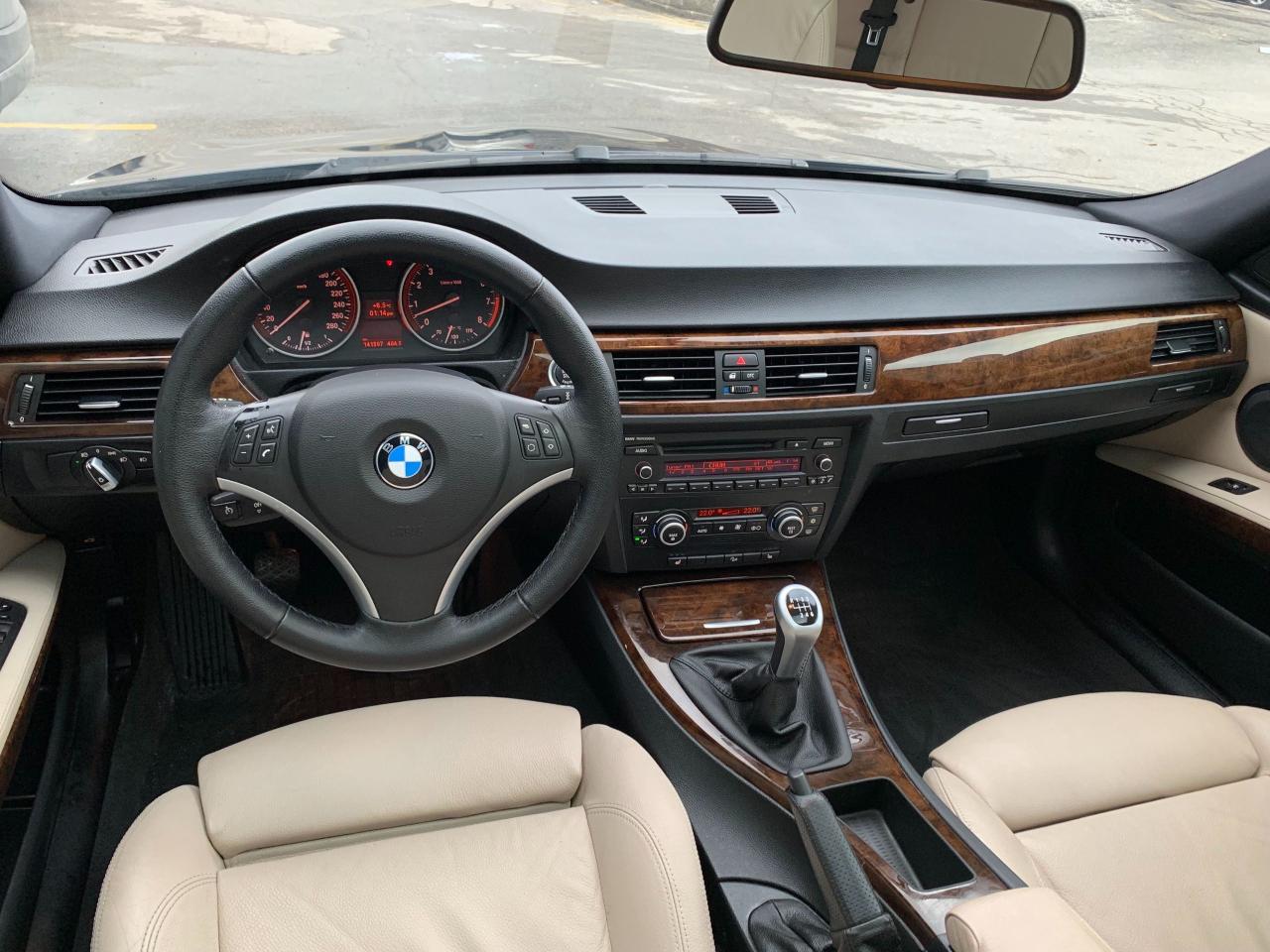 2009 BMW 3 Series 335i xDrive, 6-Speed, No Accidents! - Photo #23