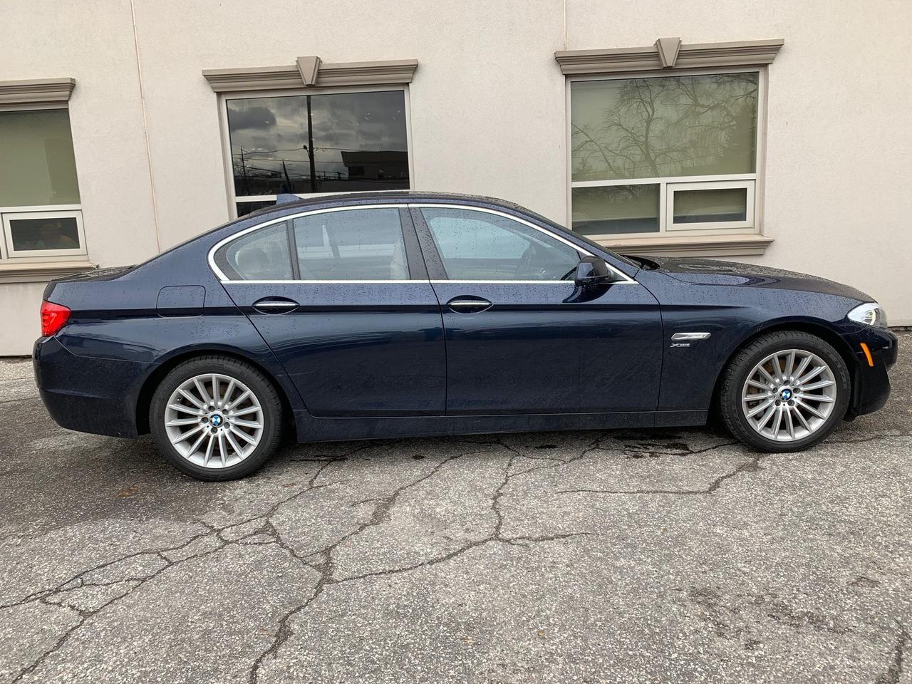 2011 BMW 535xi xDrive • Nav • No Accidents! Photo