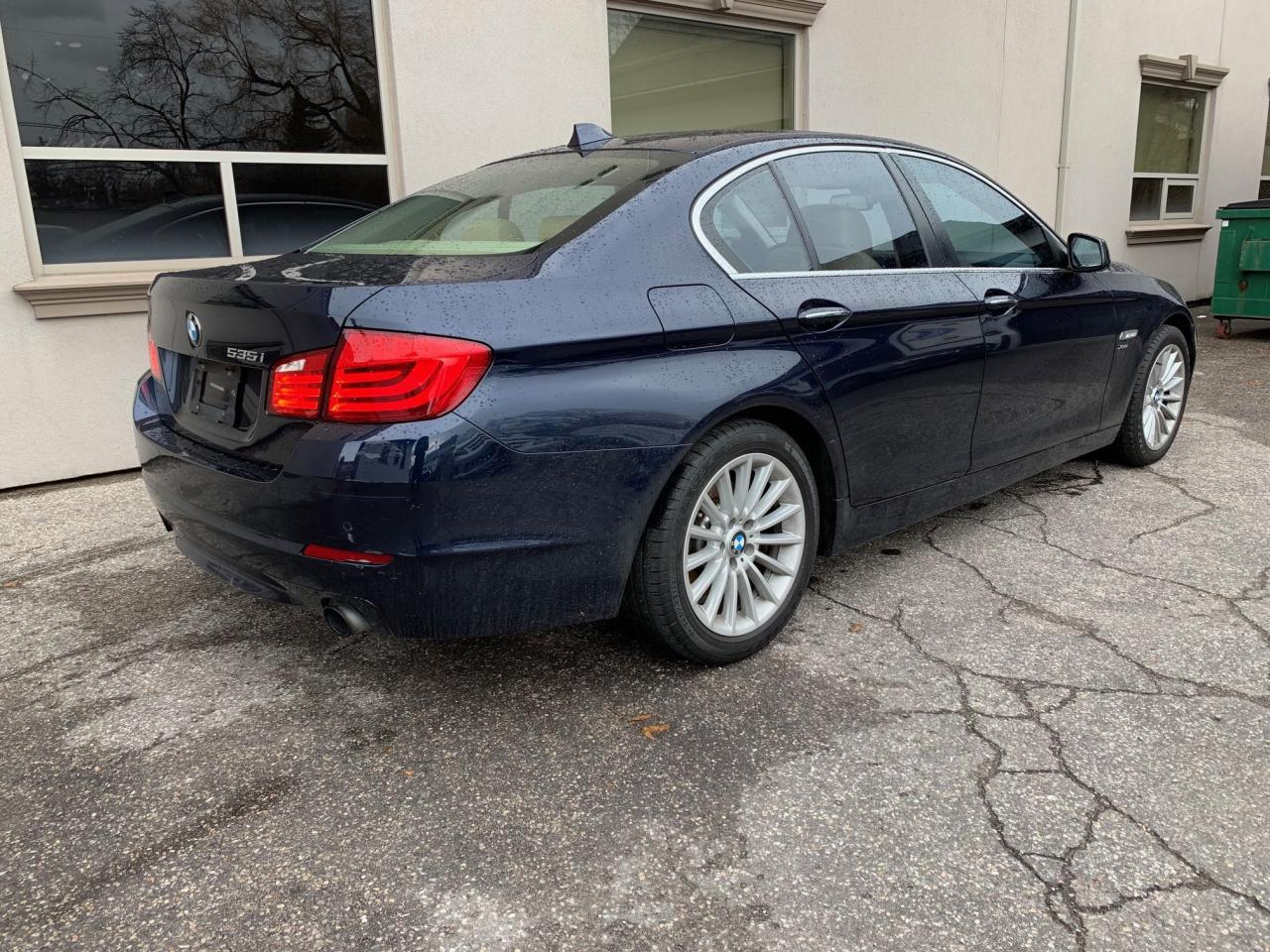 2011 BMW 535xi xDrive • Nav • No Accidents! Photo3