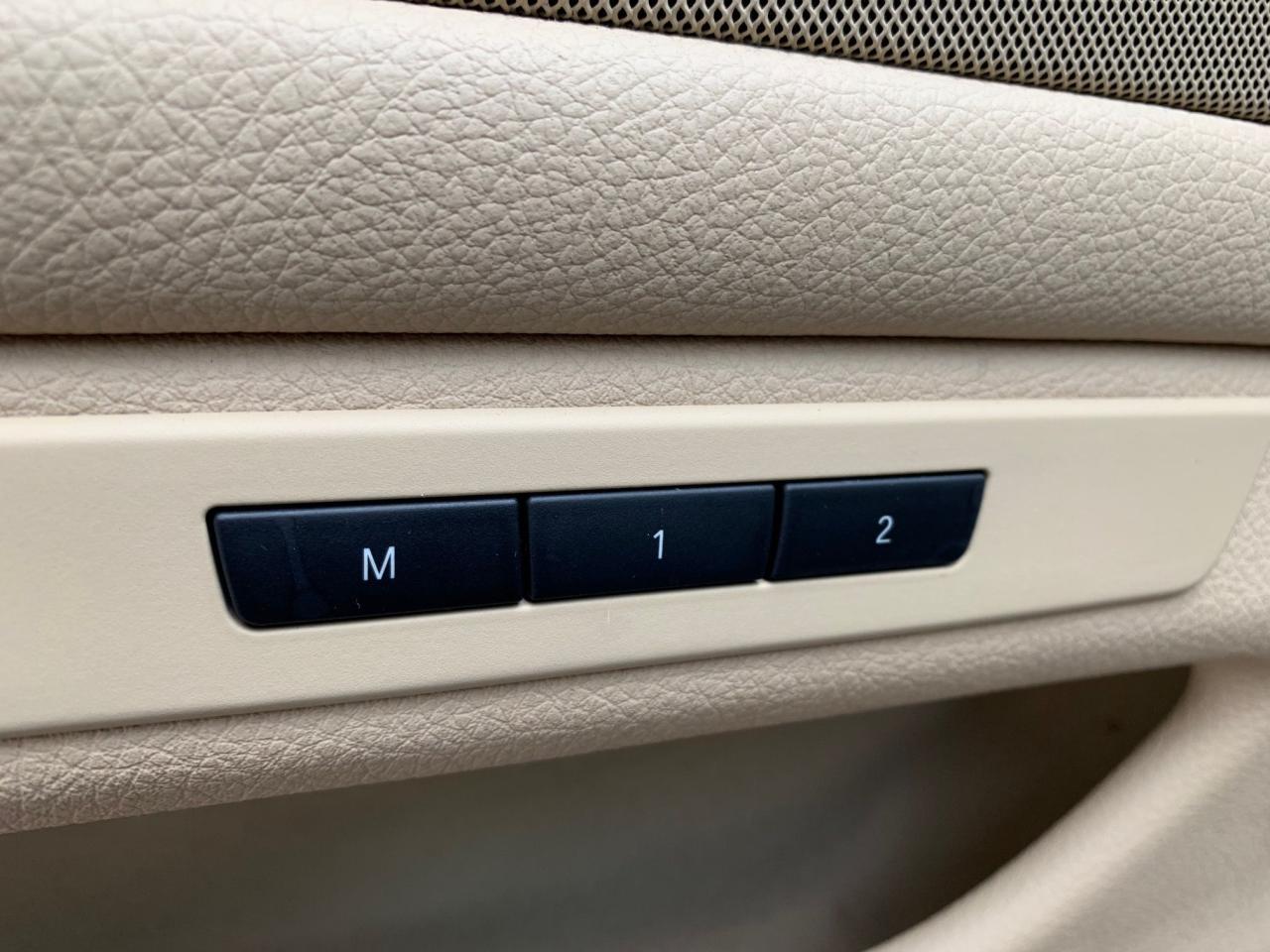2011 BMW 535xi xDrive • Nav • No Accidents! - Photo #16