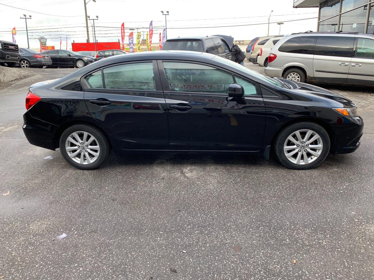 2012 Honda Civic EX, Sunroof, Bluetooth Photo
