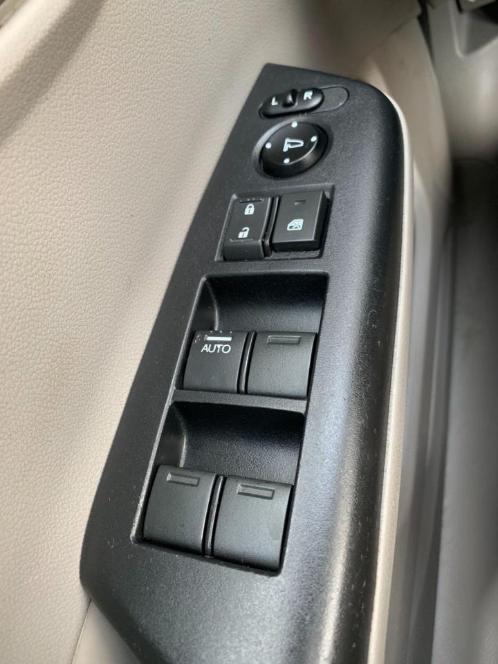 2012 Honda Civic EX, Sunroof, Bluetooth - Photo #6