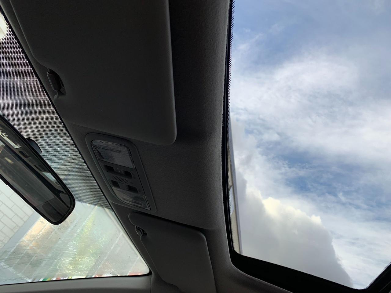 2012 Honda Civic EX, Sunroof, Bluetooth - Photo #17