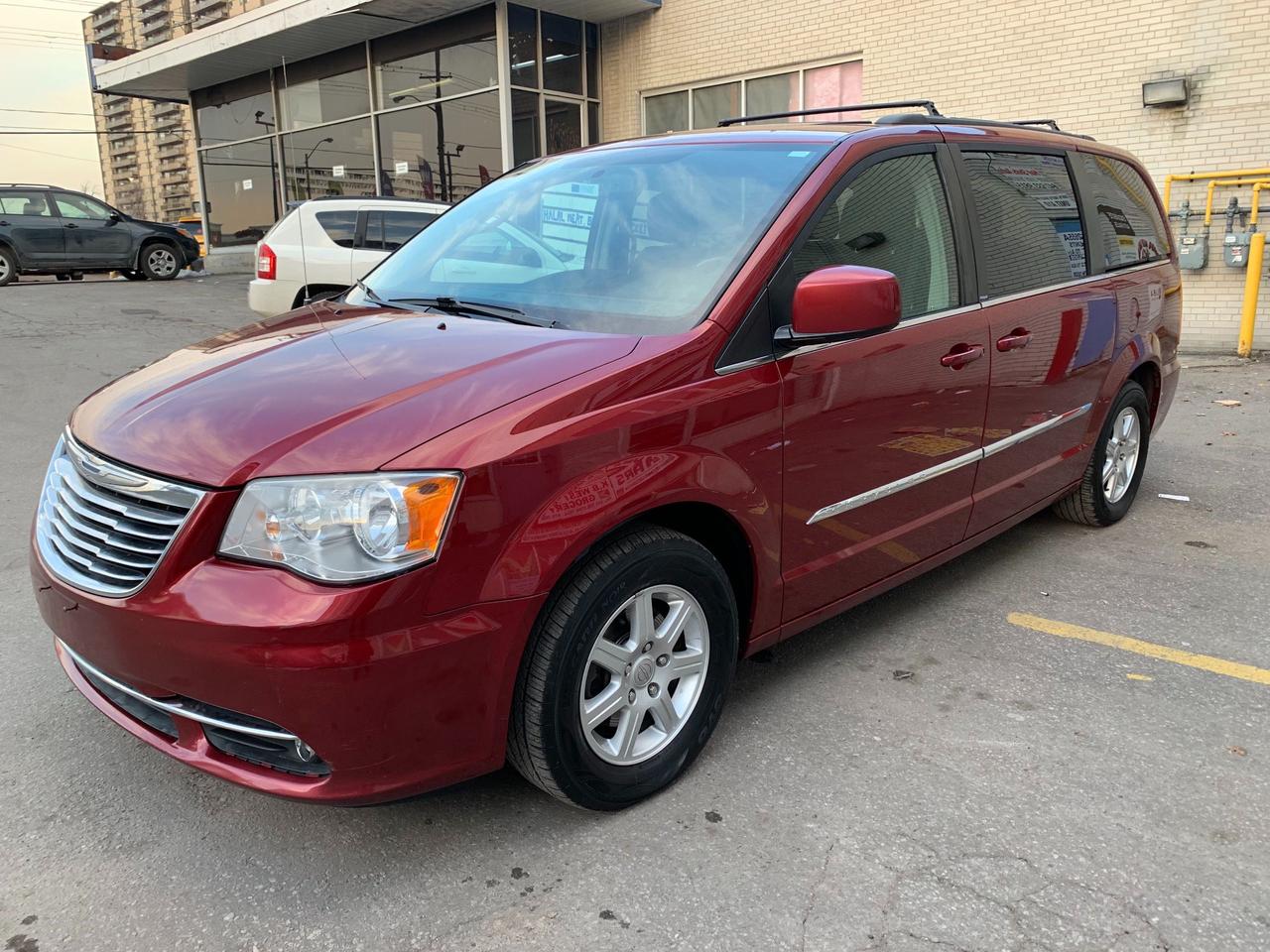 2012 Chrysler Town & Country NAV • Dual Screen DVD • Power Doors!