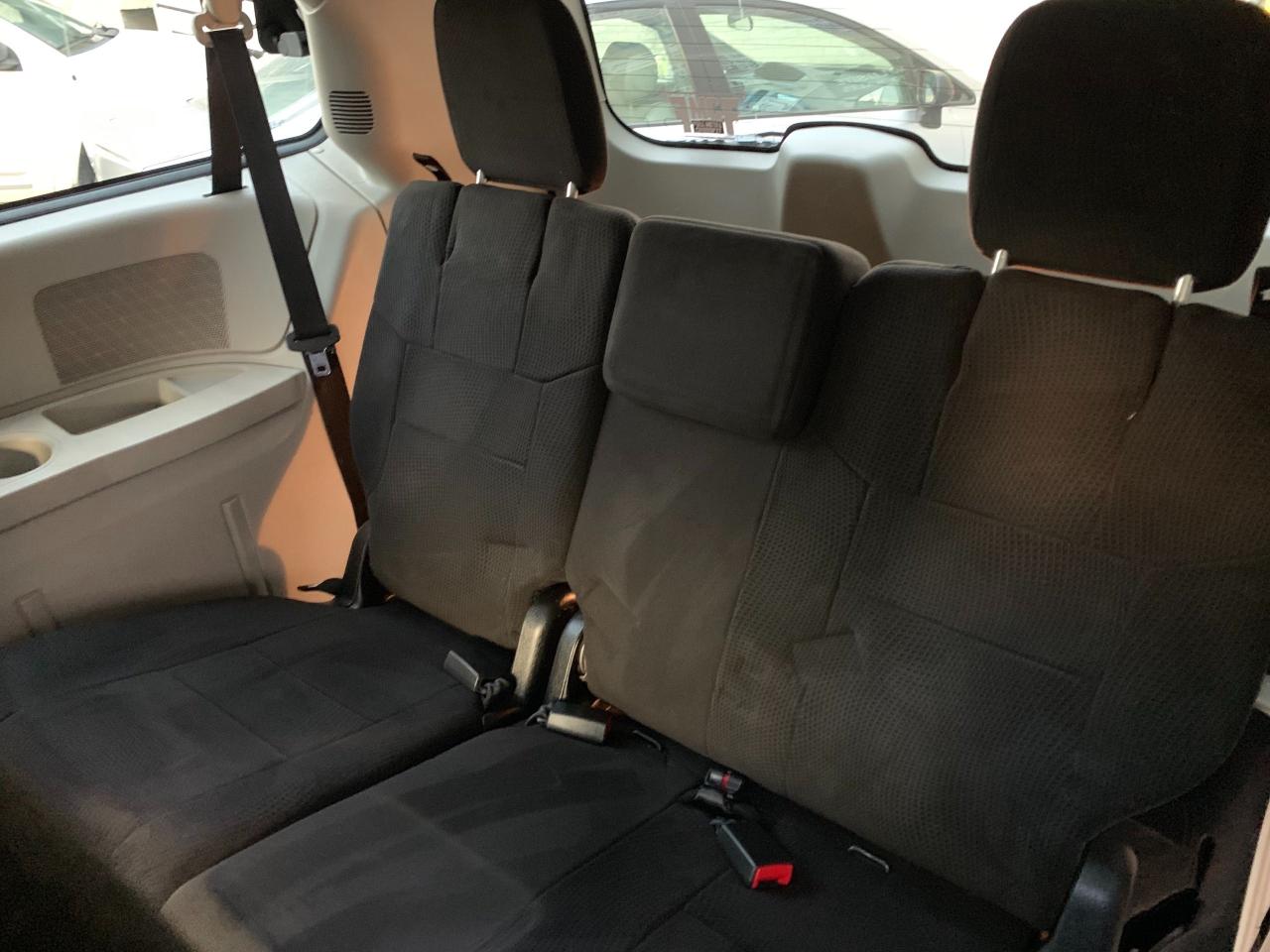2012 Chrysler Town & Country NAV • Dual Screen DVD • Power Doors! - Photo #13