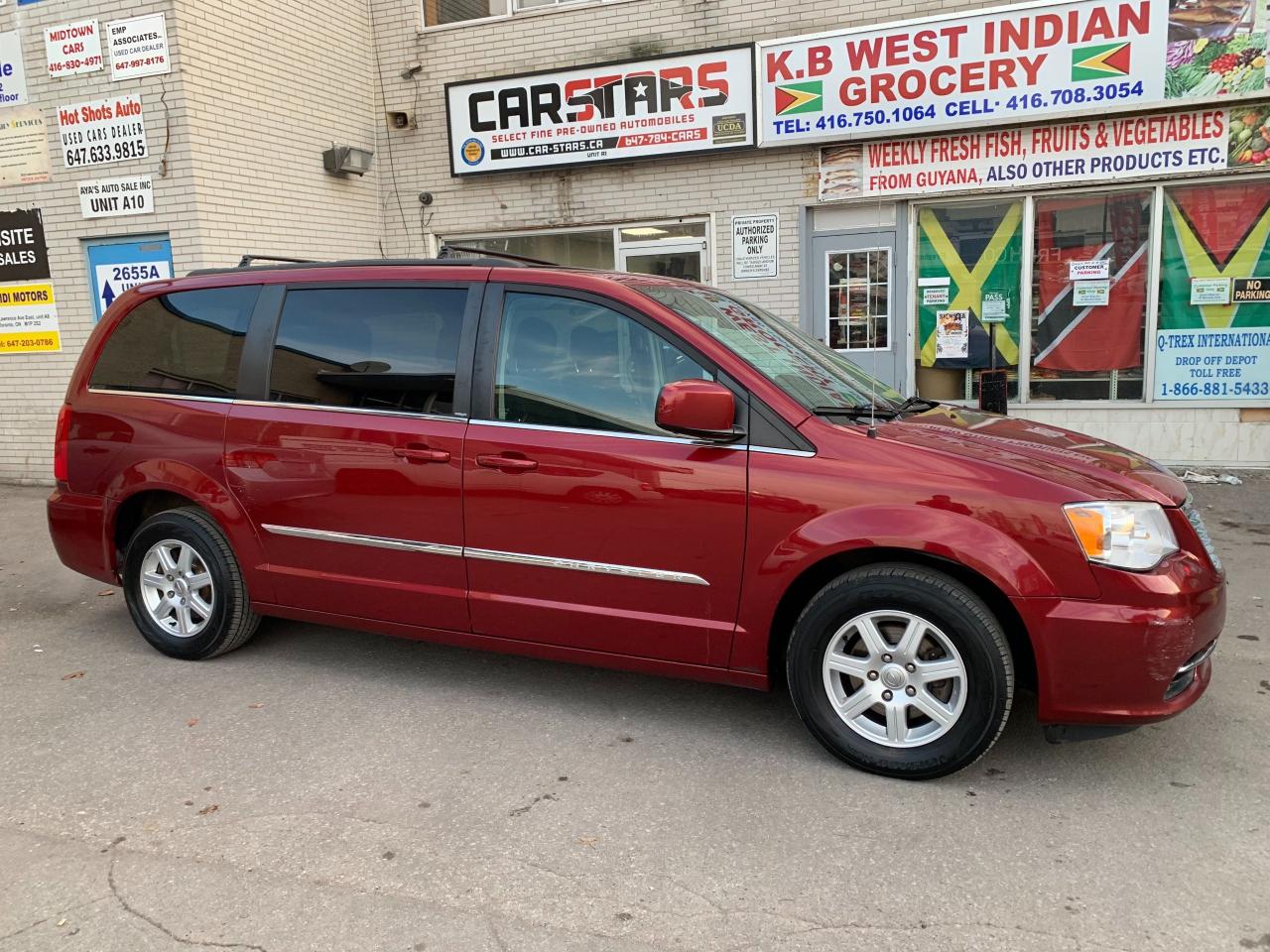 2012 Chrysler Town & Country NAV • Dual Screen DVD • Power Doors! Photo2
