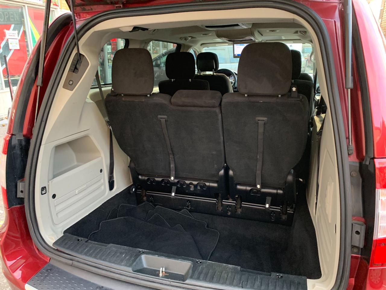 2012 Chrysler Town & Country NAV • Dual Screen DVD • Power Doors! - Photo #19