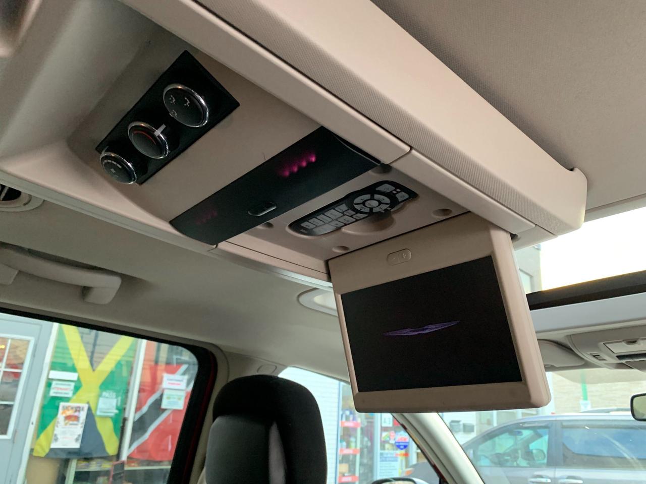 2012 Chrysler Town & Country NAV • Dual Screen DVD • Power Doors! Photo