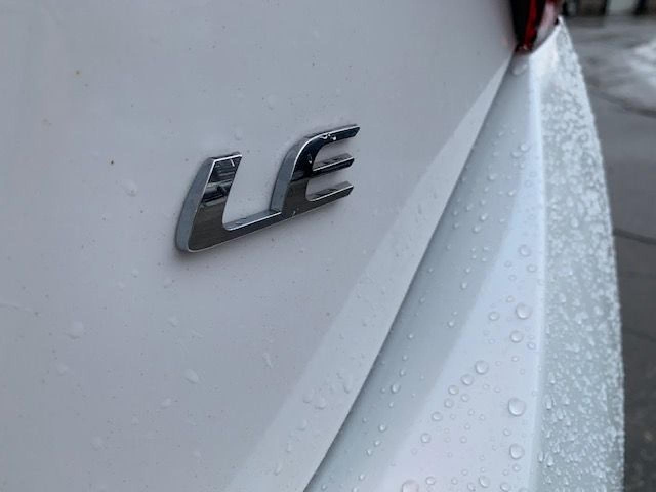 2015 Toyota Corolla LE, BacK-up Camera, No Accidents! - Photo #8