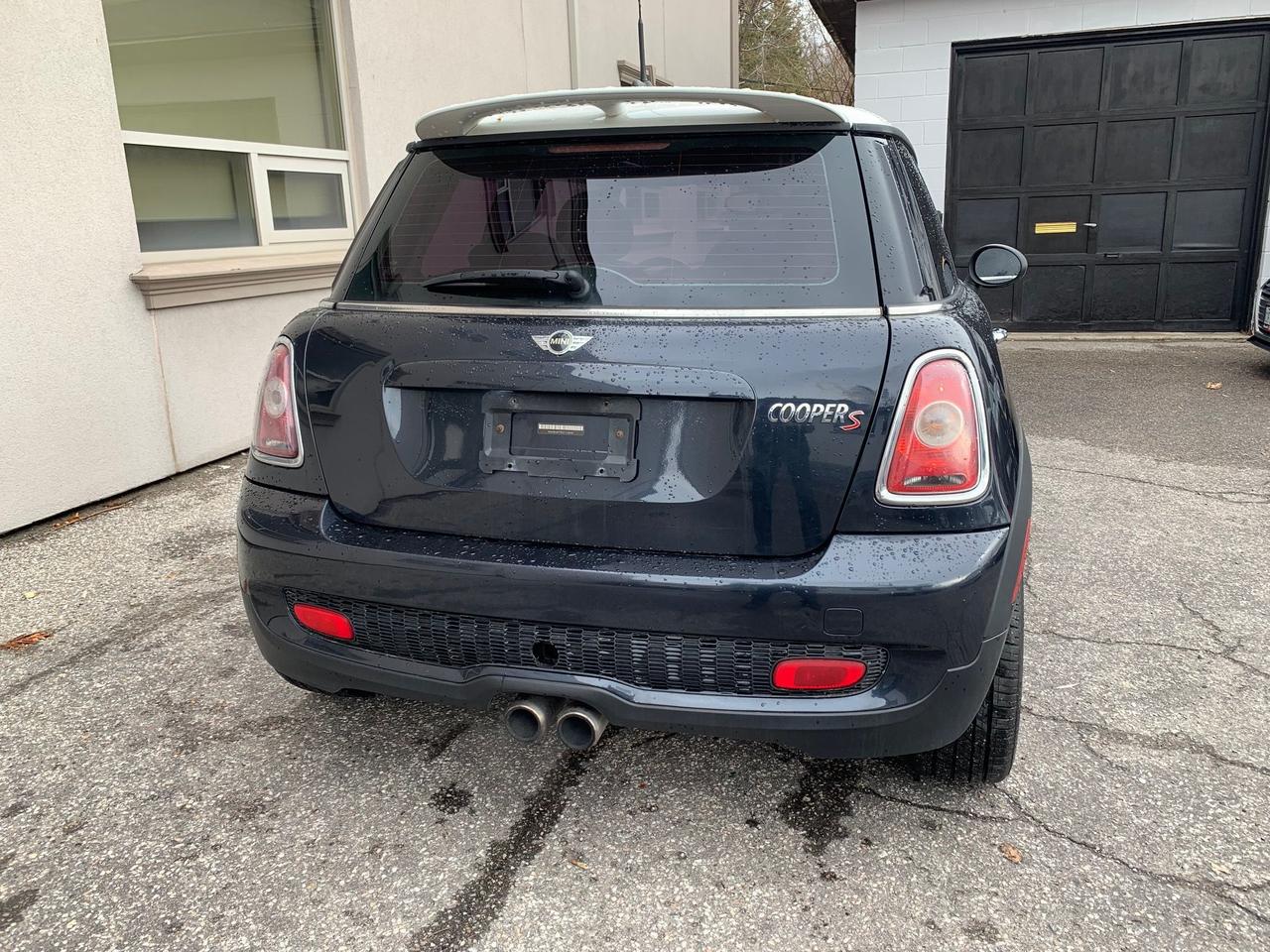 2007 MINI Cooper S 6 Speed Manual! No Accidents! - Photo #3