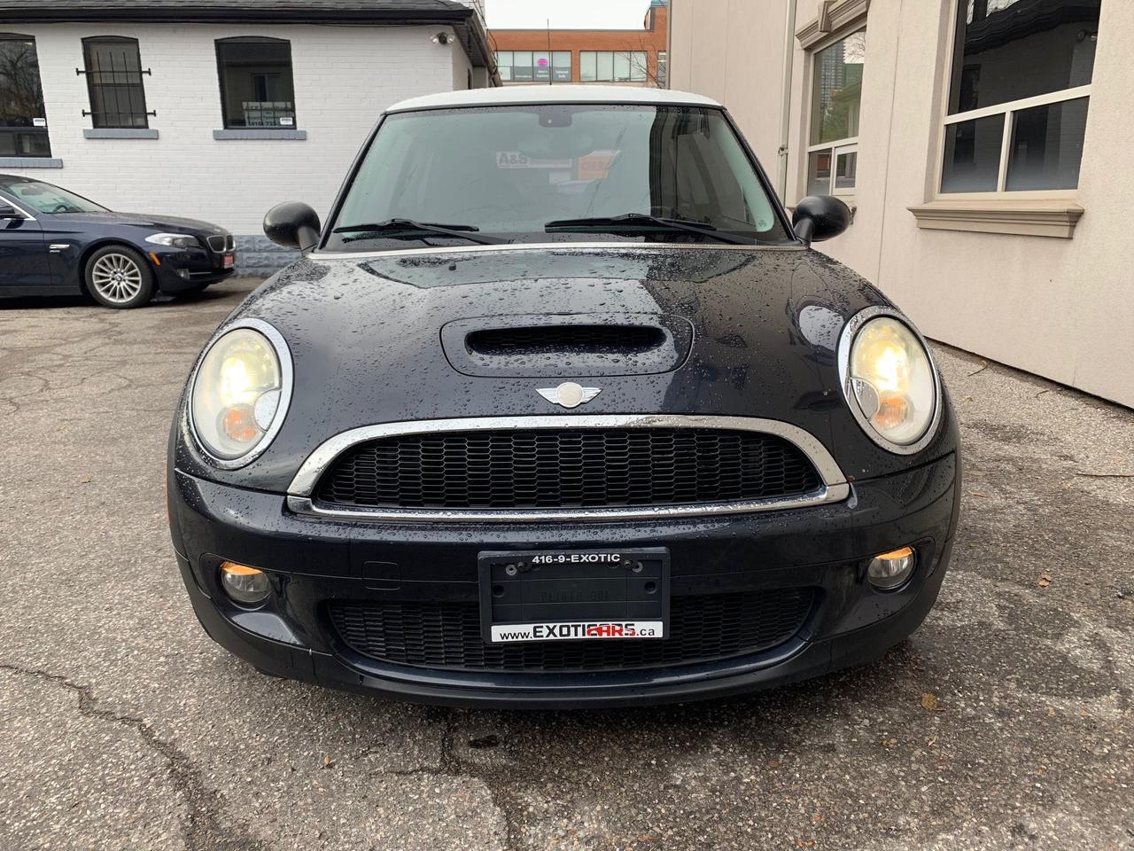 2007 MINI Cooper S 6 Speed Manual! No Accidents! Photo