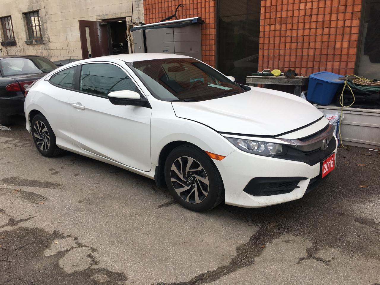 2016 Honda Civic LX - Photo #4