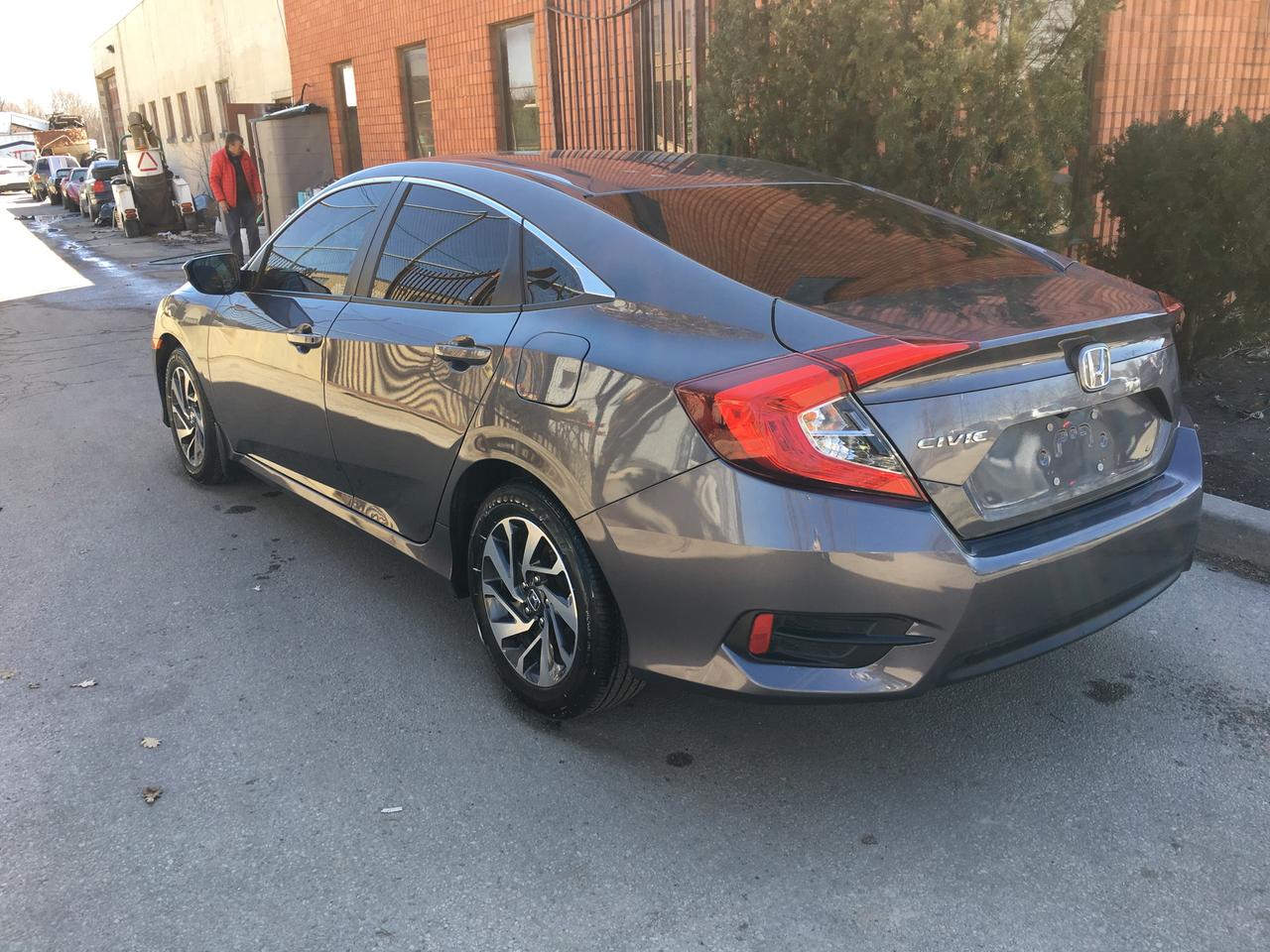 2017 Honda Civic EX Photo