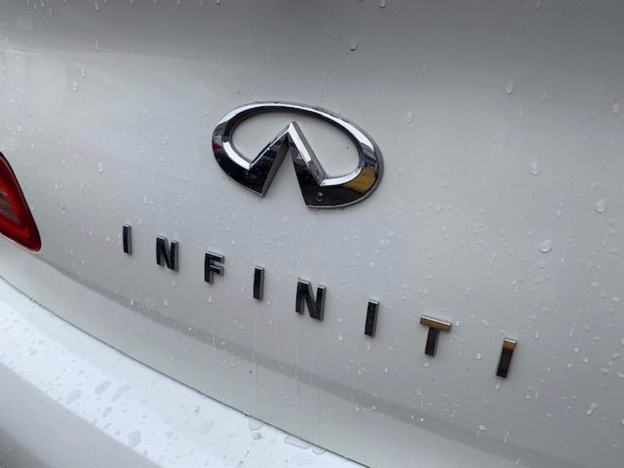 2010 Infiniti G37 All Wheel Drive • Carfax Clean • 328HP V6! - Photo #7