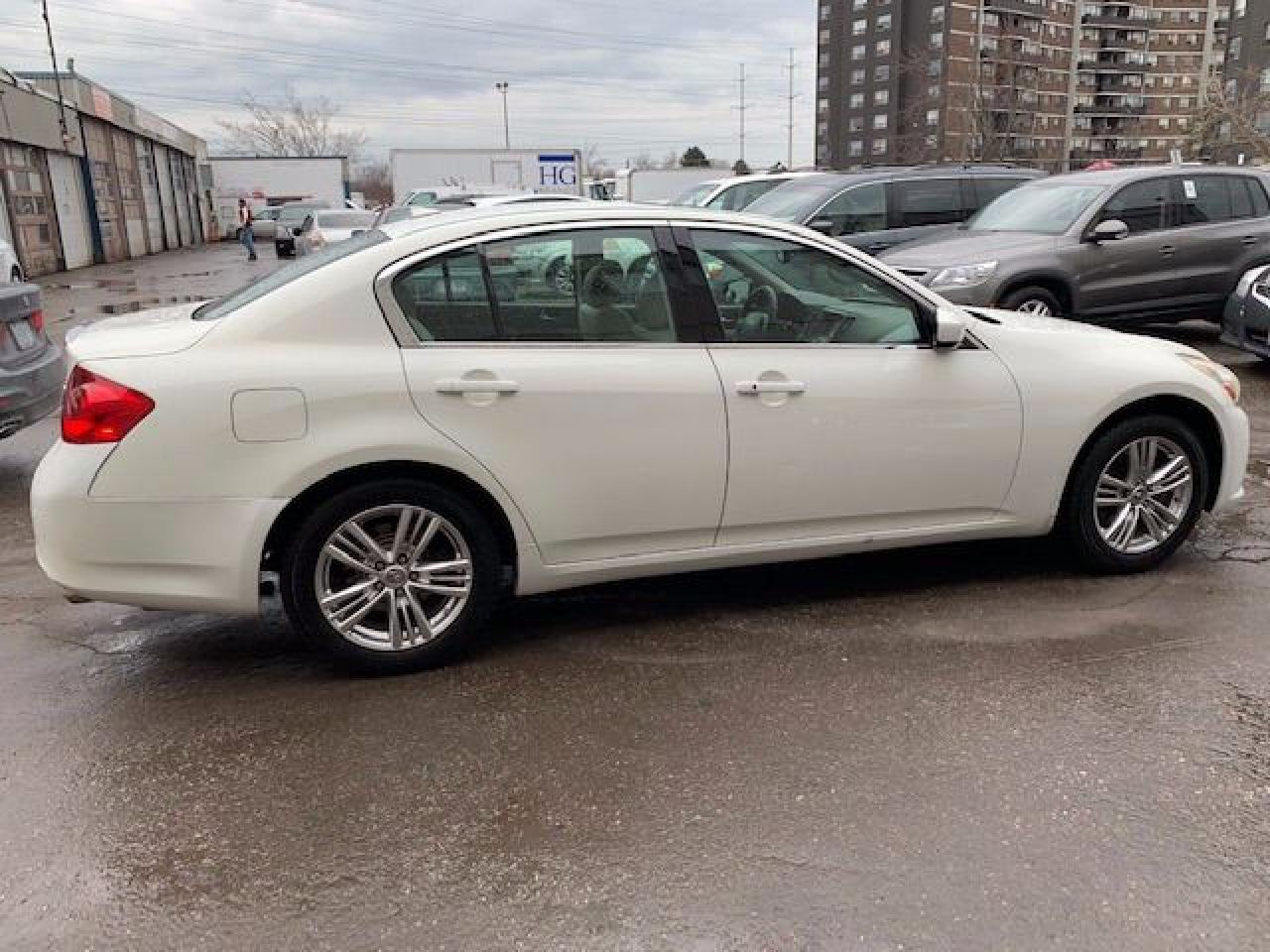 2010 Infiniti G37 All Wheel Drive • Carfax Clean • 328HP V6! - Photo #9