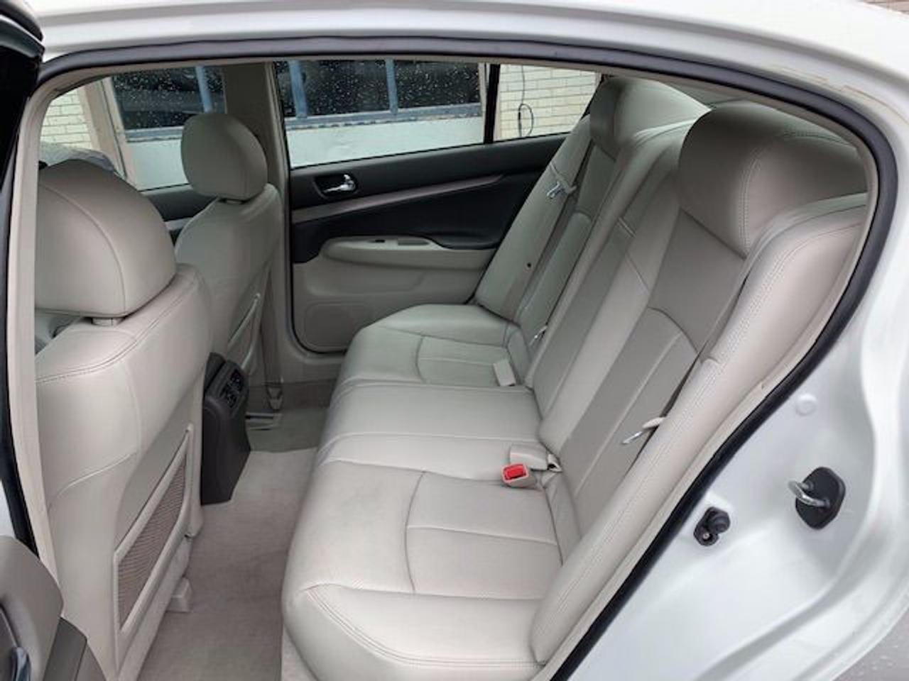 2010 Infiniti G37 All Wheel Drive • Carfax Clean • 328HP V6! - Photo #12