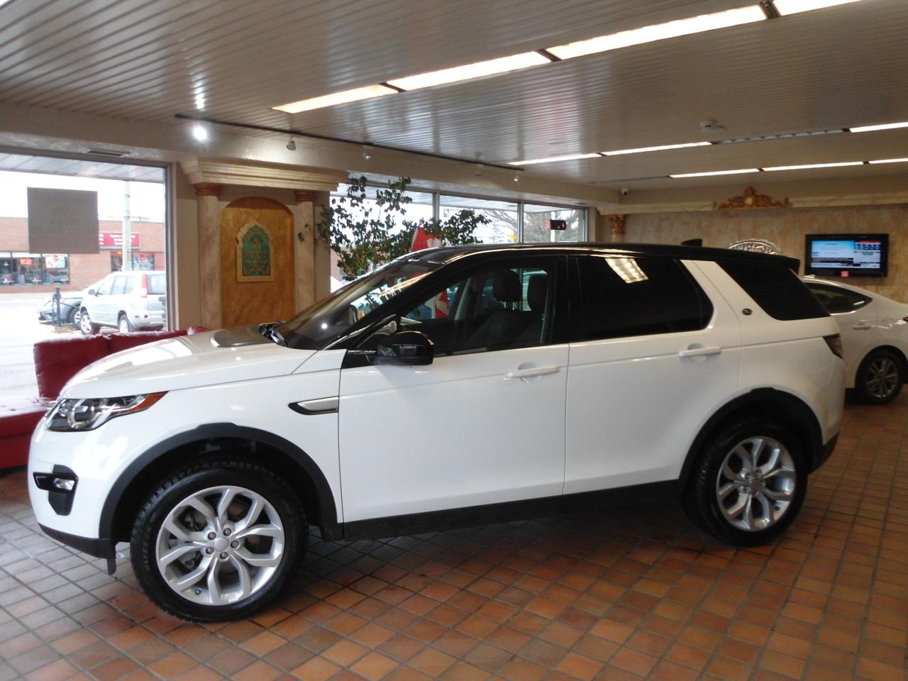 Used 2017 Land Rover Discovery HSE for sale in Oakville, ON