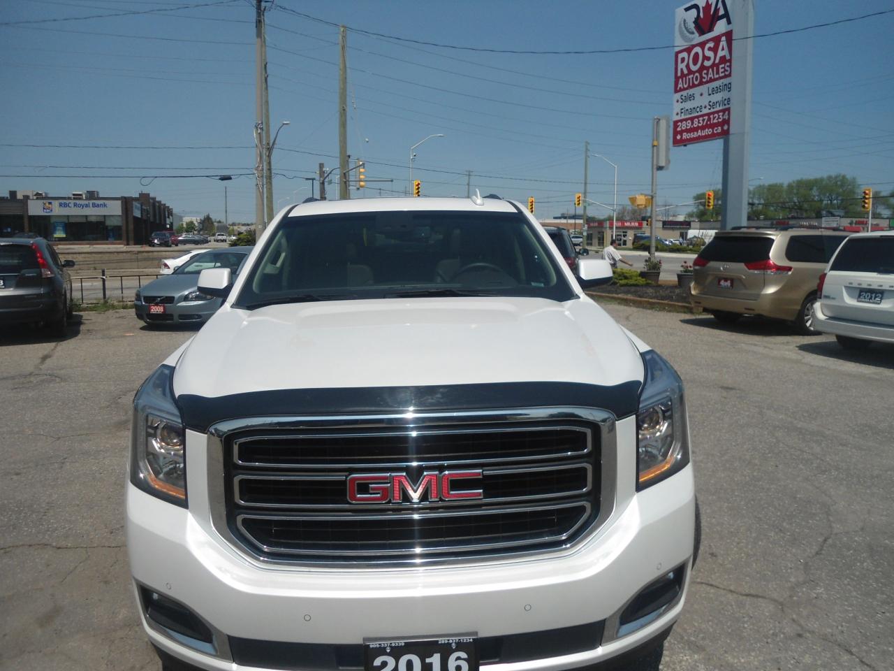 2016 GMC Yukon AWD 1 OWNER NAV LEATHER SUNROOF DVD NO ACCIDENT Photo2