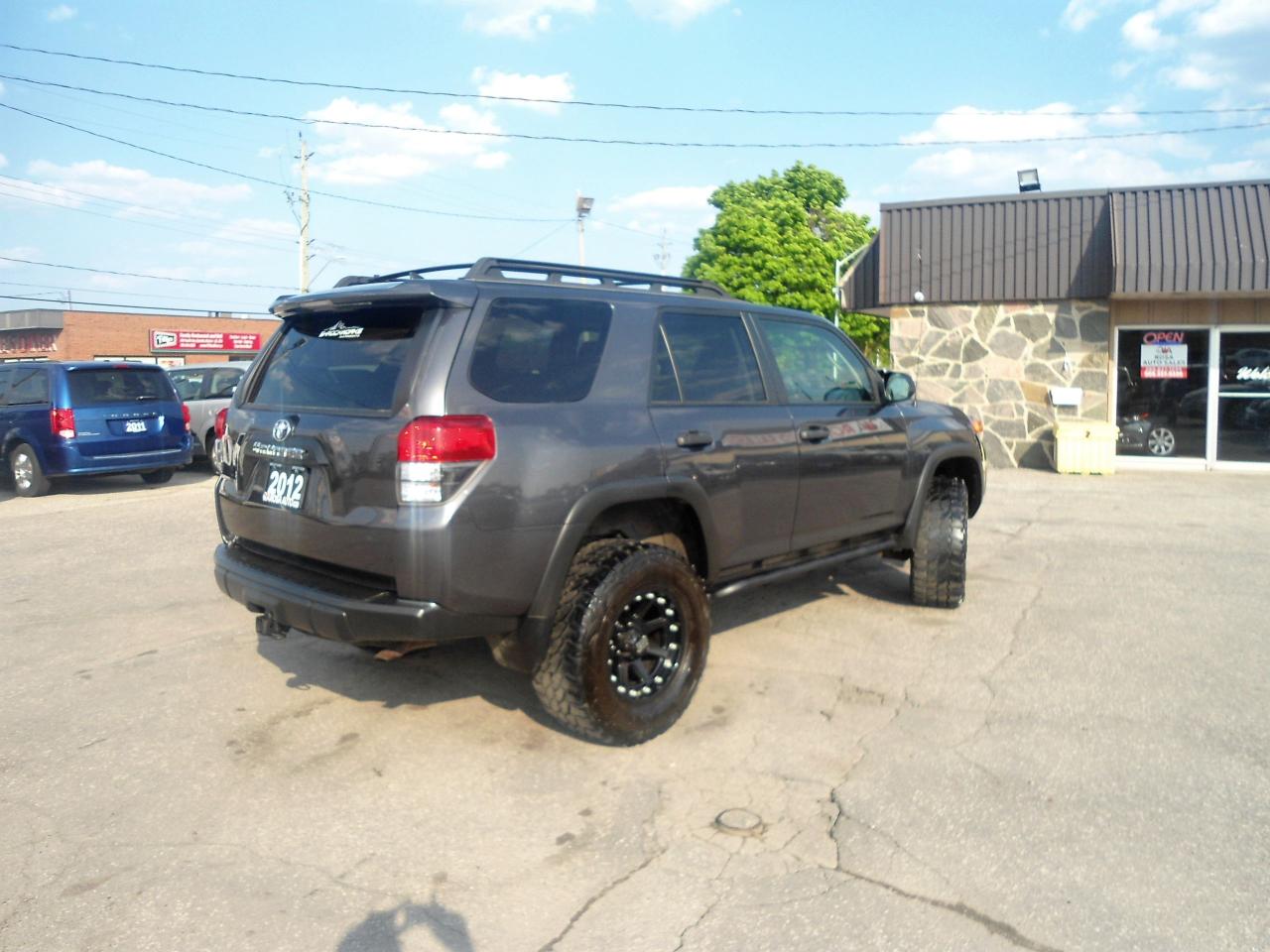 2012 Toyota 4Runner SR5 - Photo #9