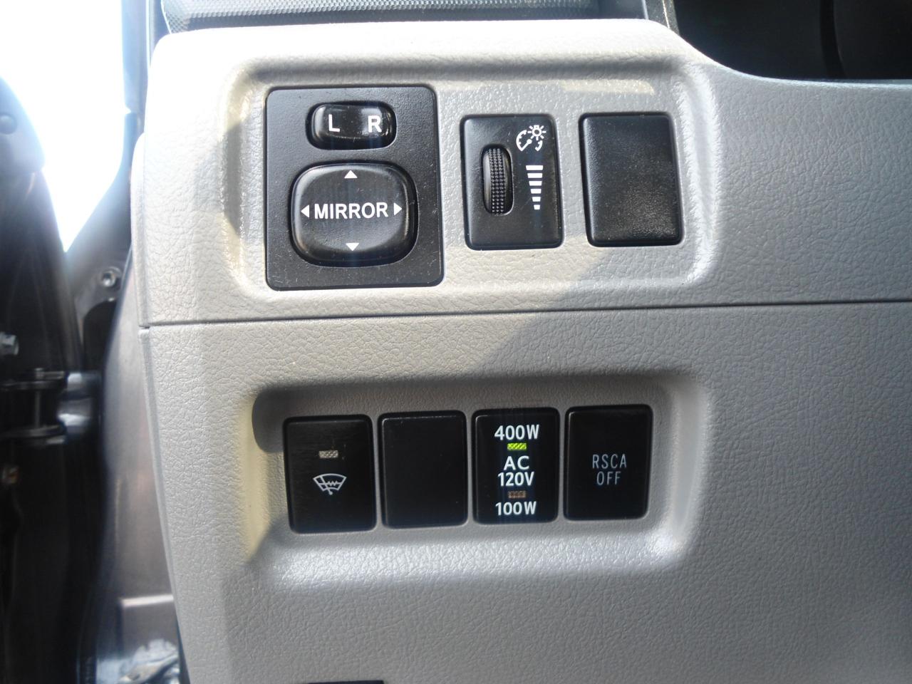 2012 Toyota 4Runner SR5 - Photo #17