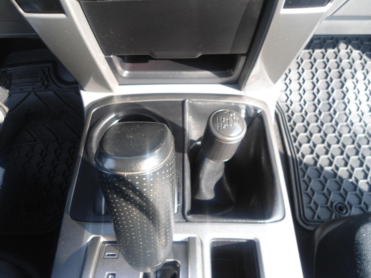 2012 Toyota 4Runner SR5 - Photo #18