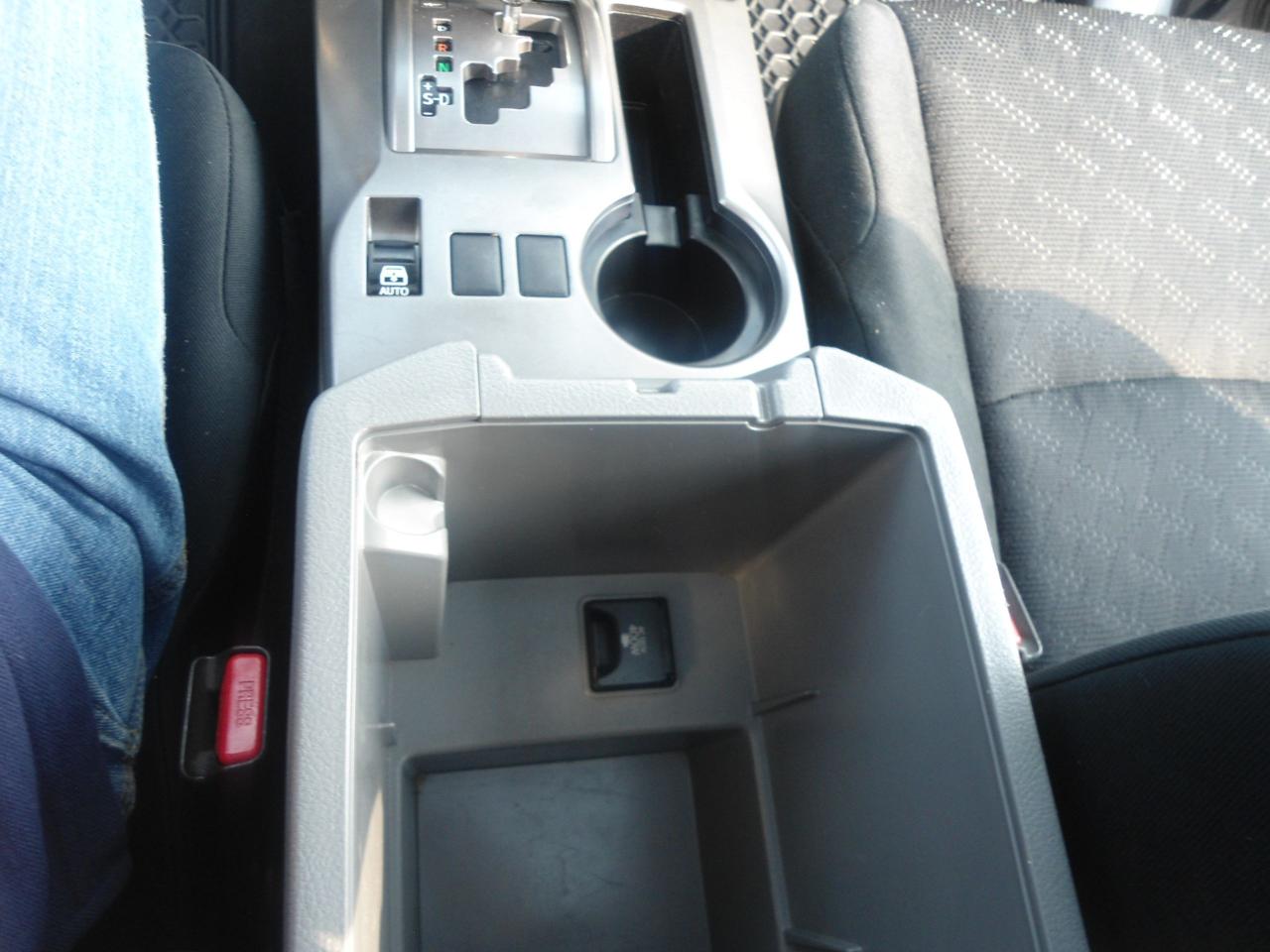 2012 Toyota 4Runner SR5 - Photo #25