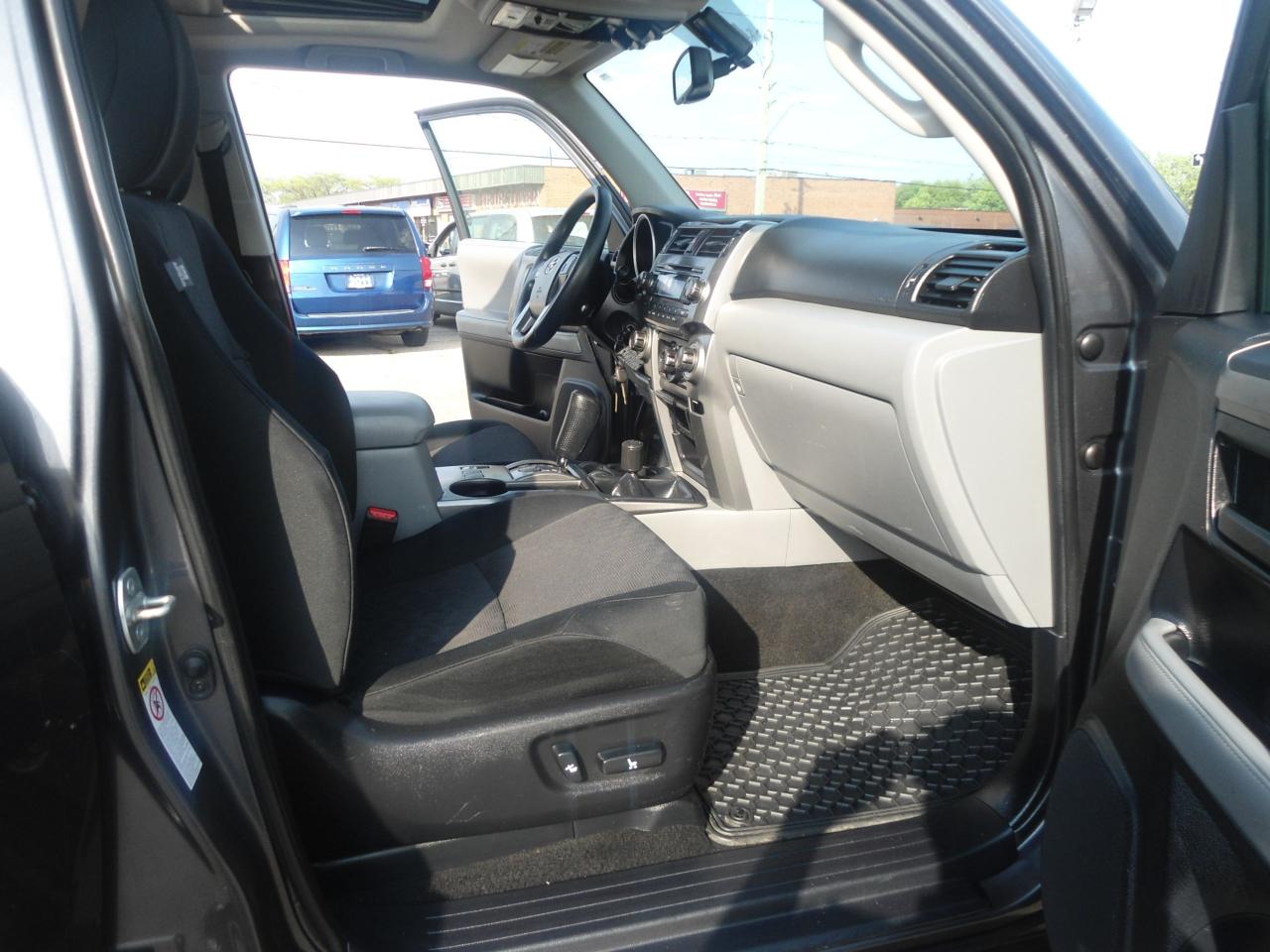 2012 Toyota 4Runner SR5 - Photo #31