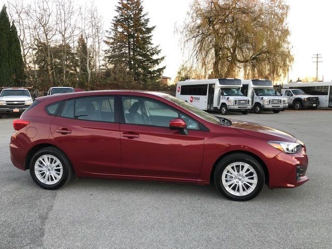 2017 Subaru Impreza Touring - Photo #3