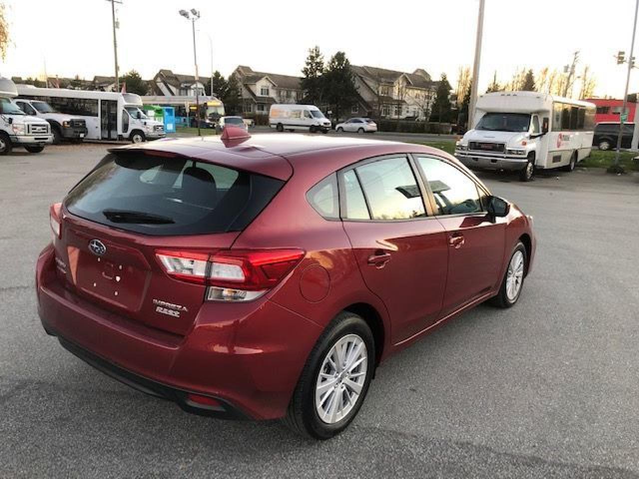 2017 Subaru Impreza Touring - Photo #4