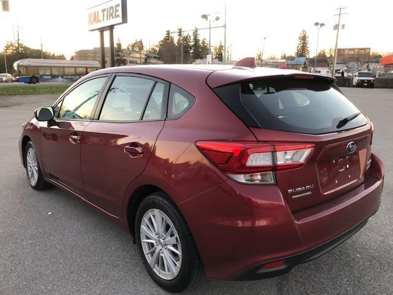 2017 Subaru Impreza Touring - Photo #6