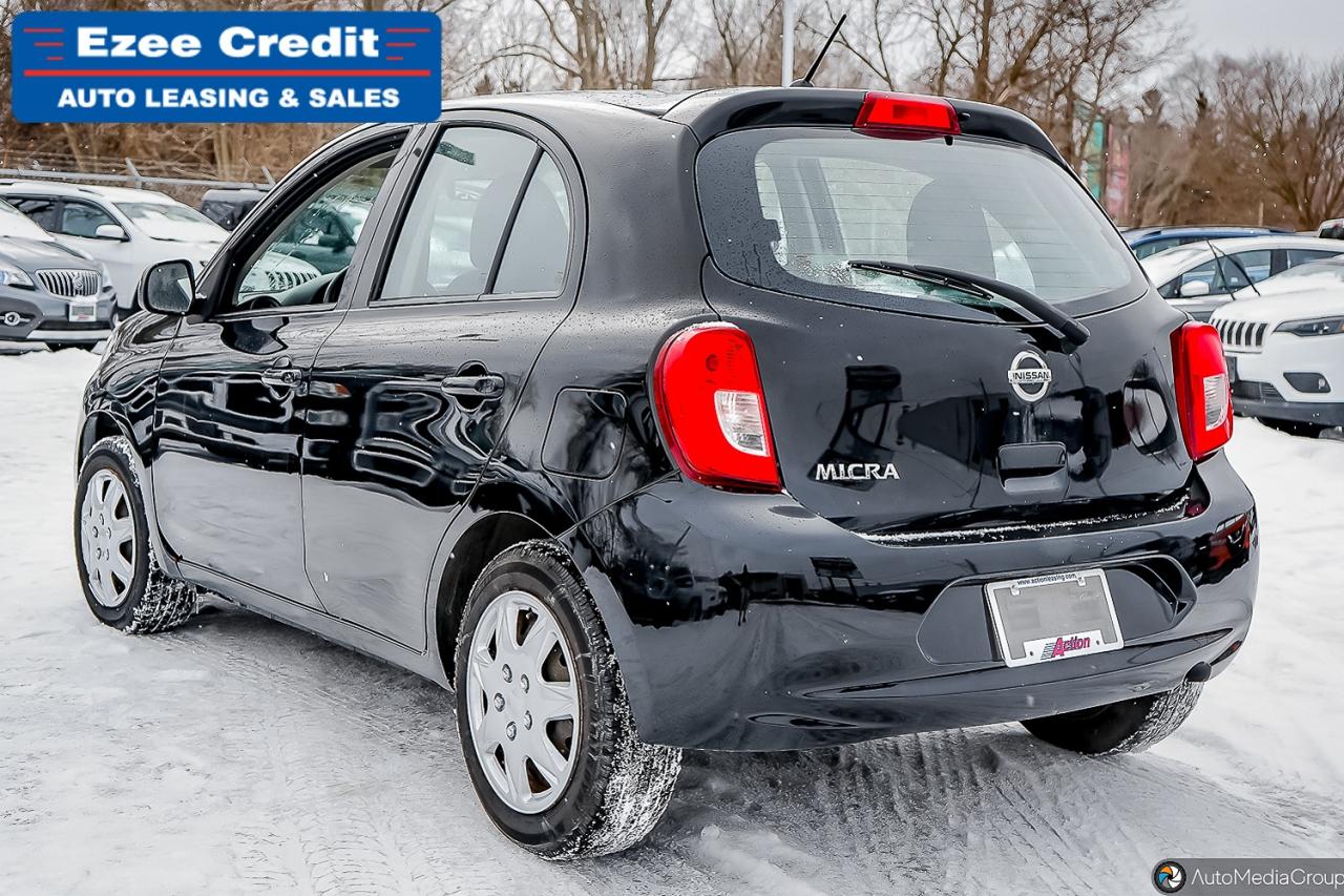 2017 Nissan Micra SV Photo3