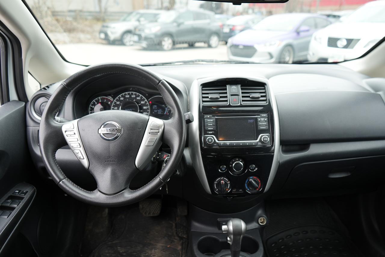 2018 Nissan Versa Note SV Photo