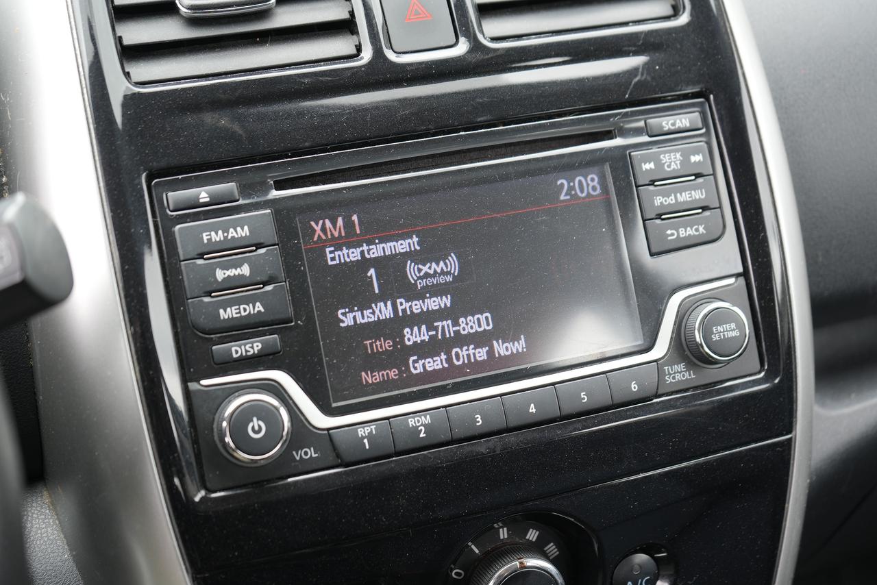 2018 Nissan Versa Note SV Photo