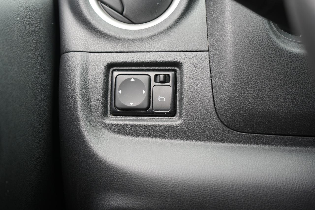 2018 Nissan Versa Note SV Photo