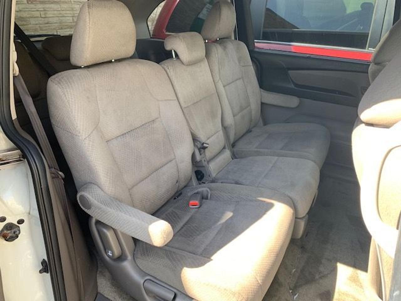 2015 Honda Odyssey EX, 8 Passenger! No Accidents! Low Mileage! Photo