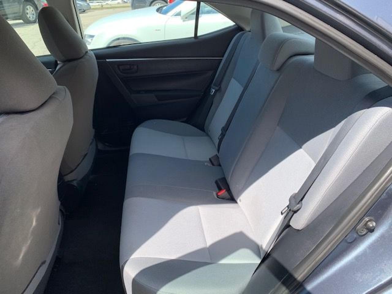 2015 Toyota Corolla Automatic! No Accidents! Winter Tires! - Photo #7