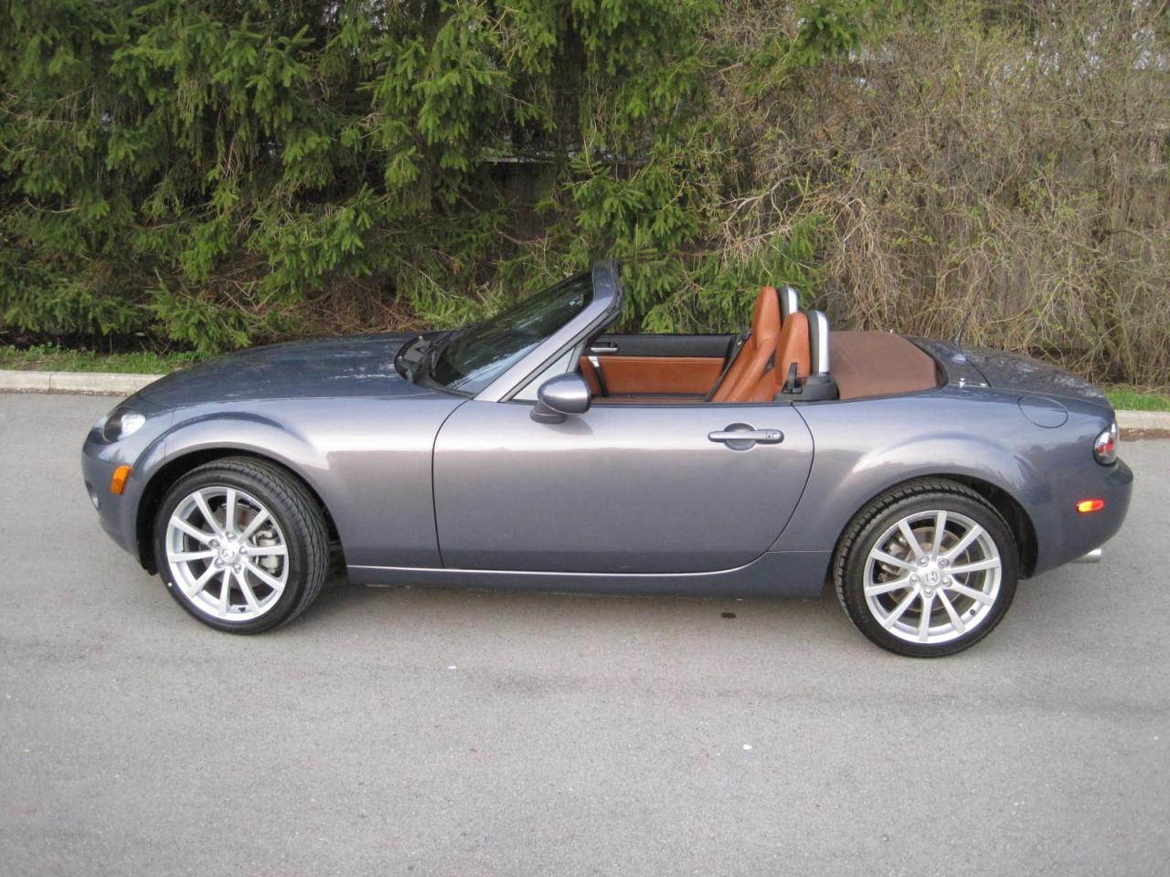 2006 Mazda Miata MX-5 GT - Photo #7