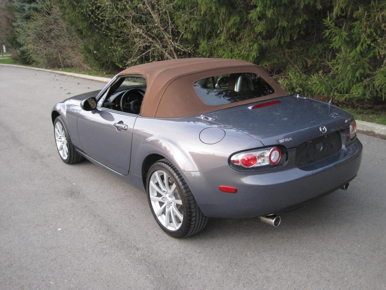 2006 Mazda Miata MX-5 GT - Photo #10