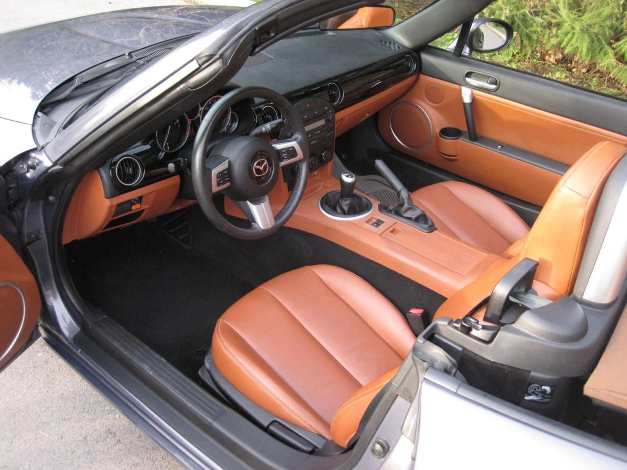 2006 Mazda Miata MX-5 GT - Photo #13