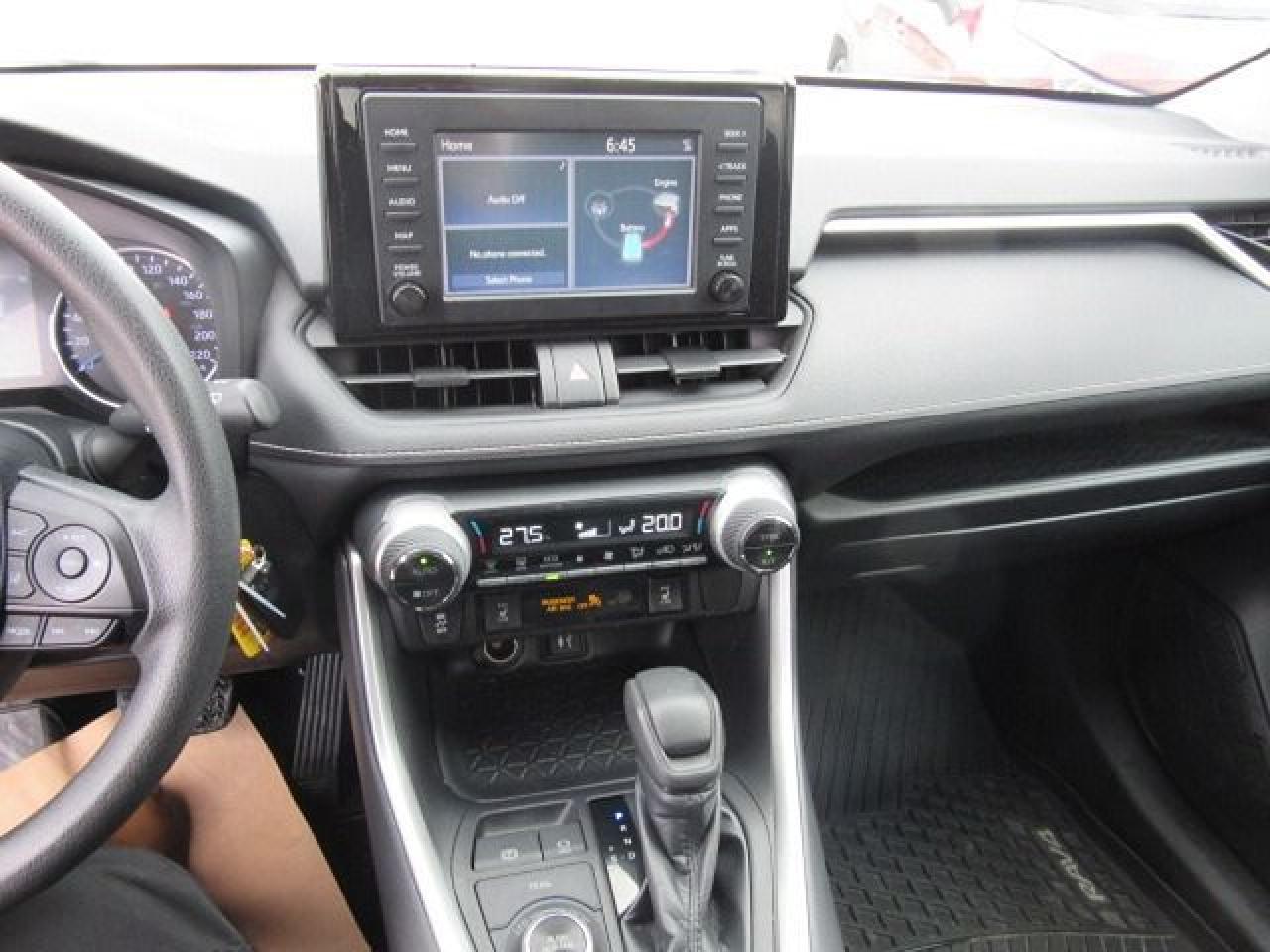 2019 Toyota RAV4 Hybrid LE - Photo #19