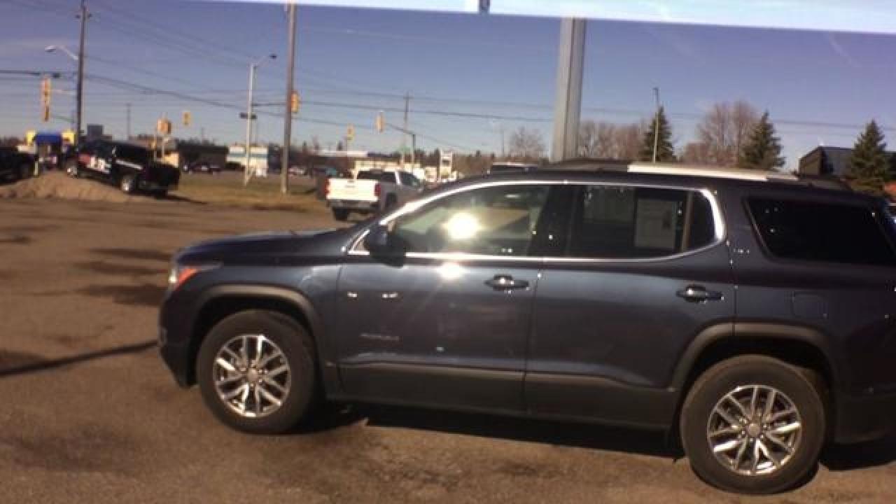 2019 GMC Acadia SLE Photo4